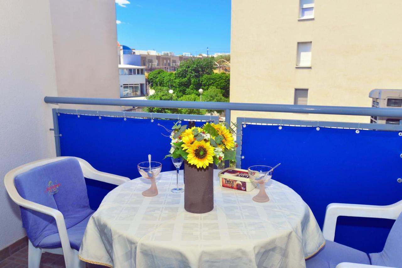 One Bedroom Apartment Terrace Parking Split Exteriör bild